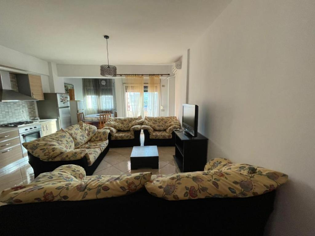 Ela Appartaments Vlorë Esterno foto